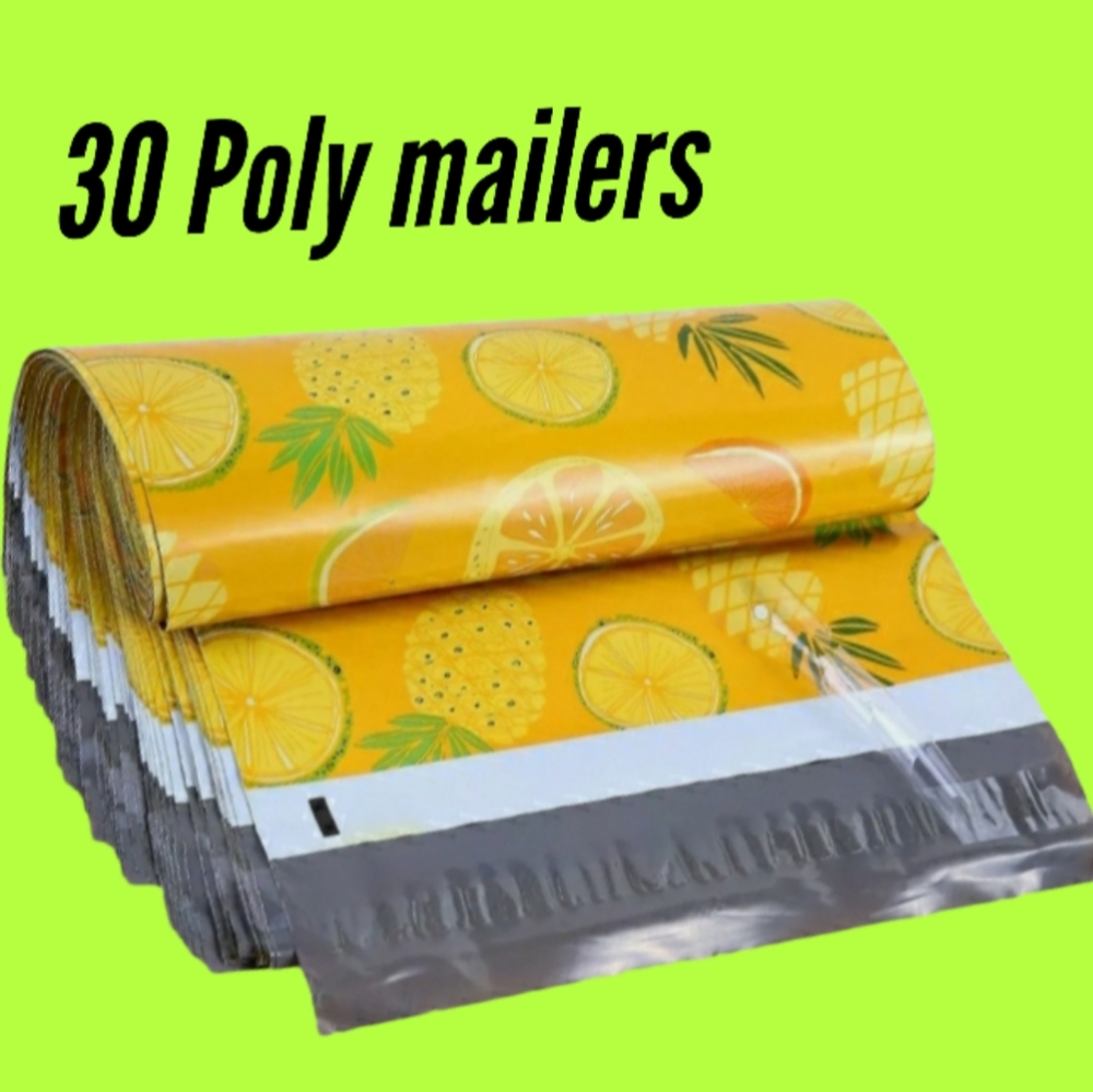 30 Poly mailers. Size 10x13 Yellow Pineapp…